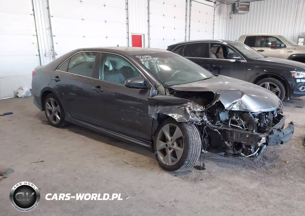 2014 Toyota Camry Se V6