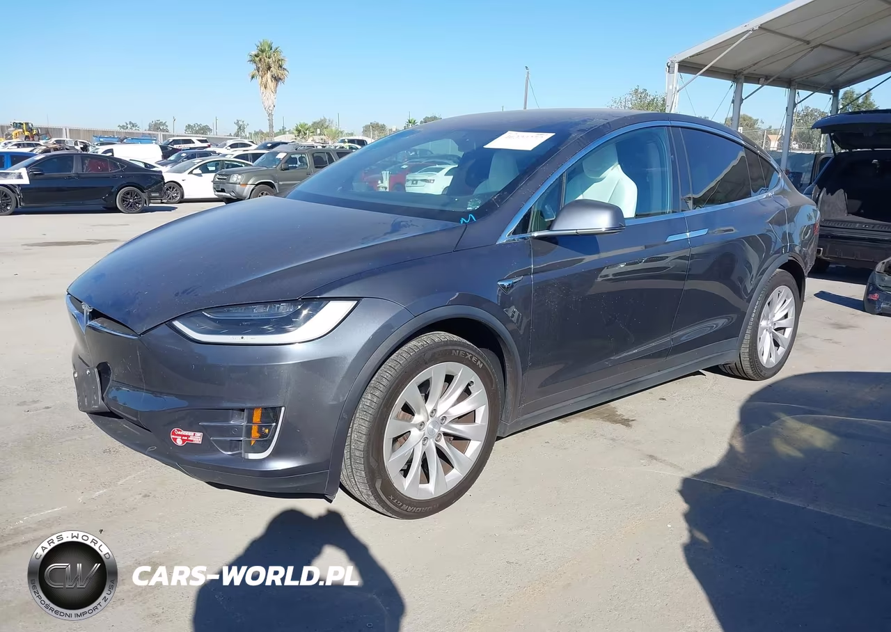 2017 Tesla Model X 100D-75D-90D VIN:5YJXCBE29HF078382 - 2