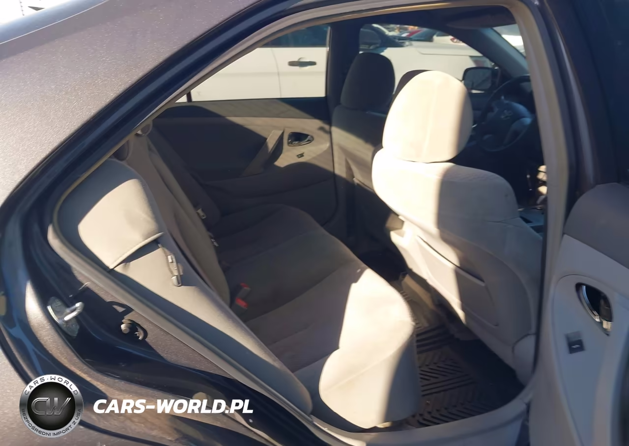 2011 Toyota Camry Le VIN:4T1BF3EKXBU184048 - 8