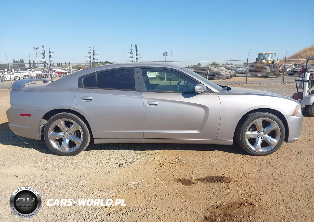 2014 Dodge Charger Sxt Plus VIN:2C3CDXHG6EH180331 - 13