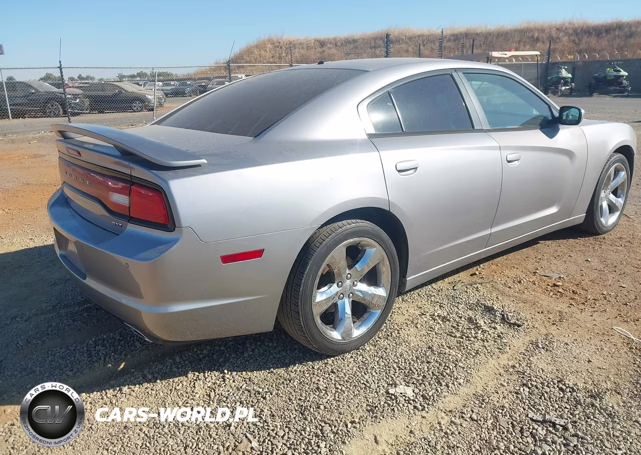 2014 Dodge Charger Sxt Plus VIN:2C3CDXHG6EH180331 - 4