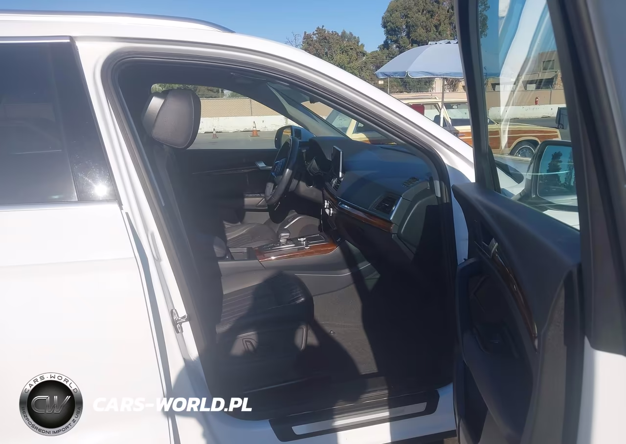 2018 Audi Q5 2.0T Premium-2.0T Tech Premium VIN:WA1BNAFY3J2007487 - 5