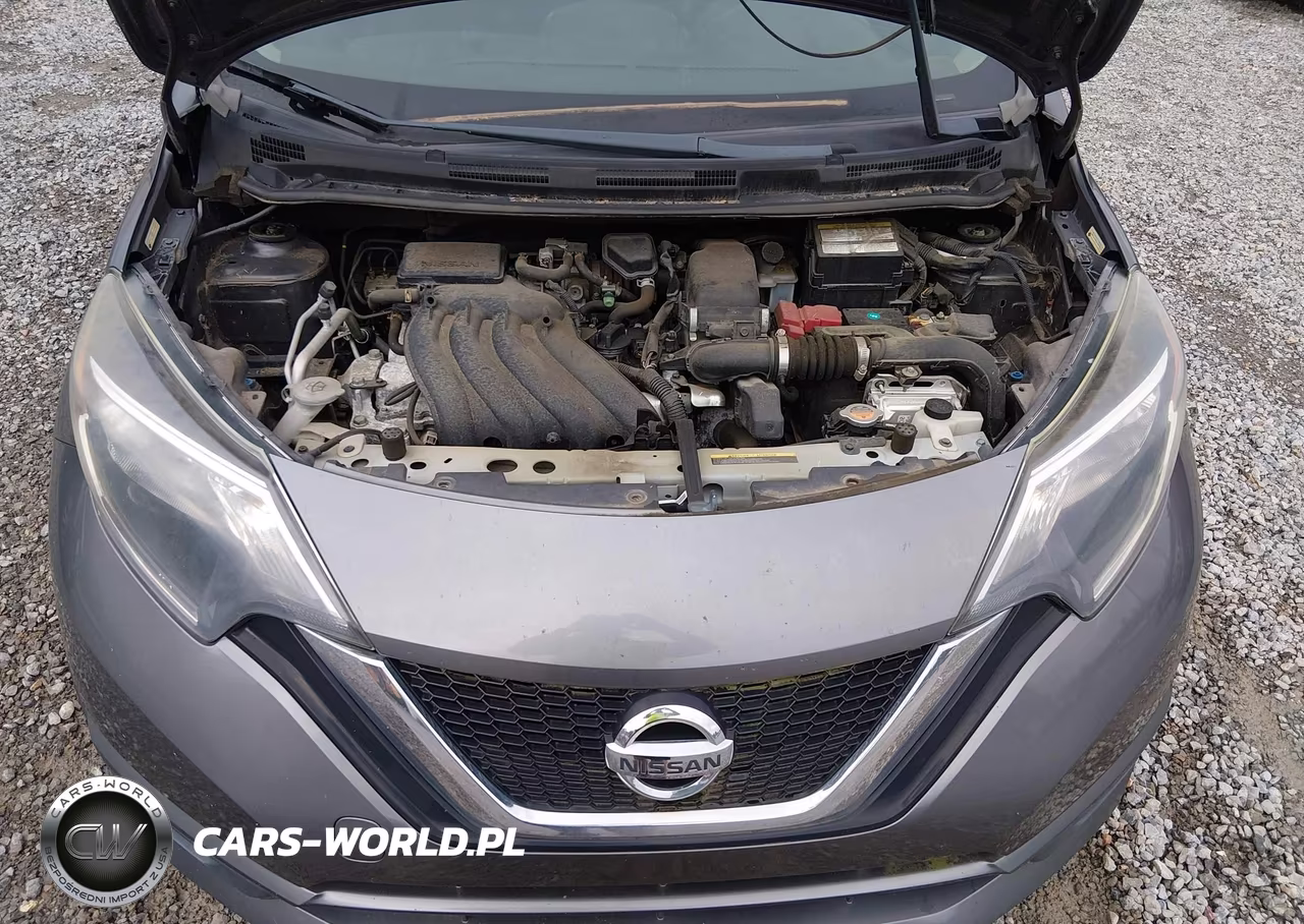 2018 Nissan Versa Note S VIN:3N1CE2CP5JL359208 - 10