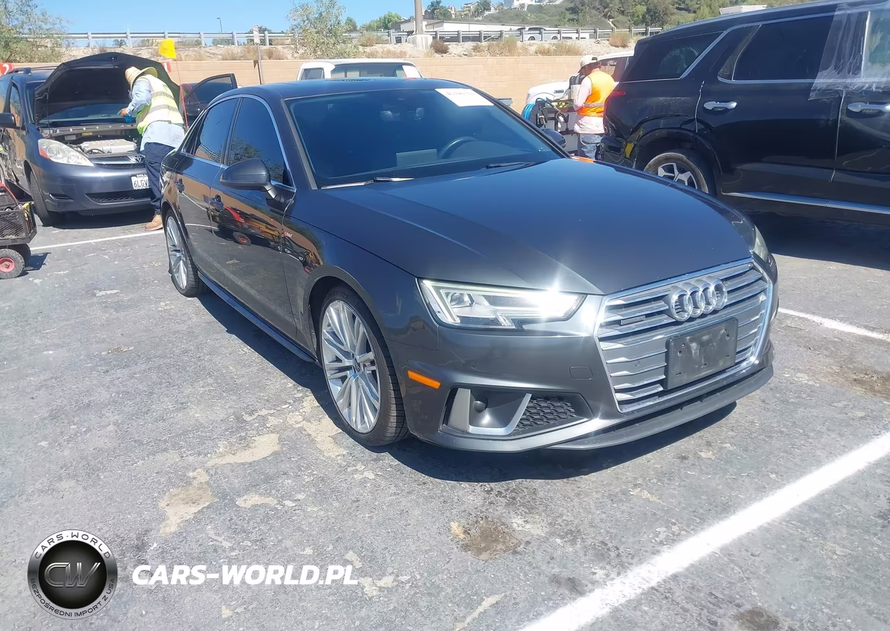 2019 Audi A4 45 Premium VIN:WAUENAF4XKA008754 - 1