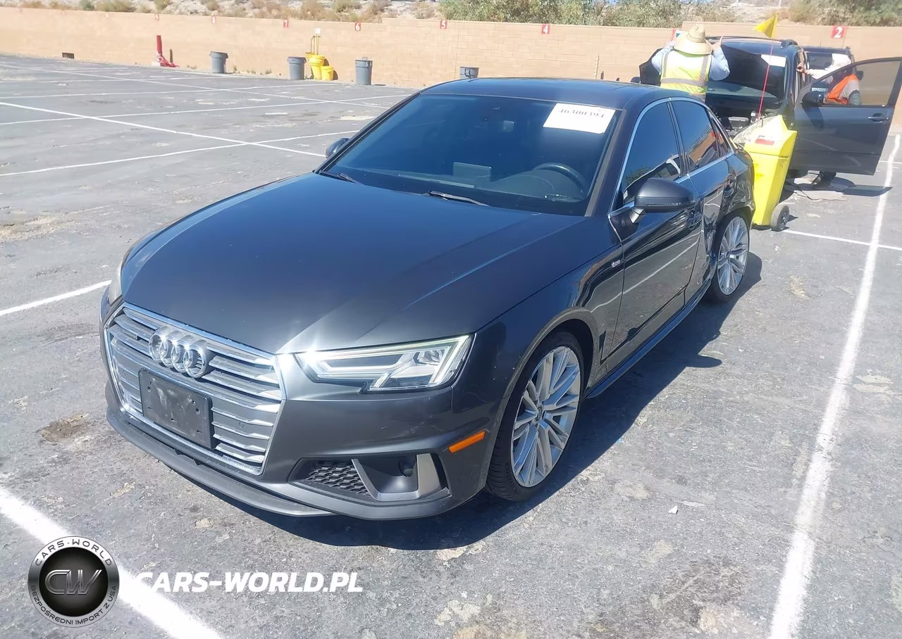 2019 Audi A4 45 Premium VIN:WAUENAF4XKA008754 - 2