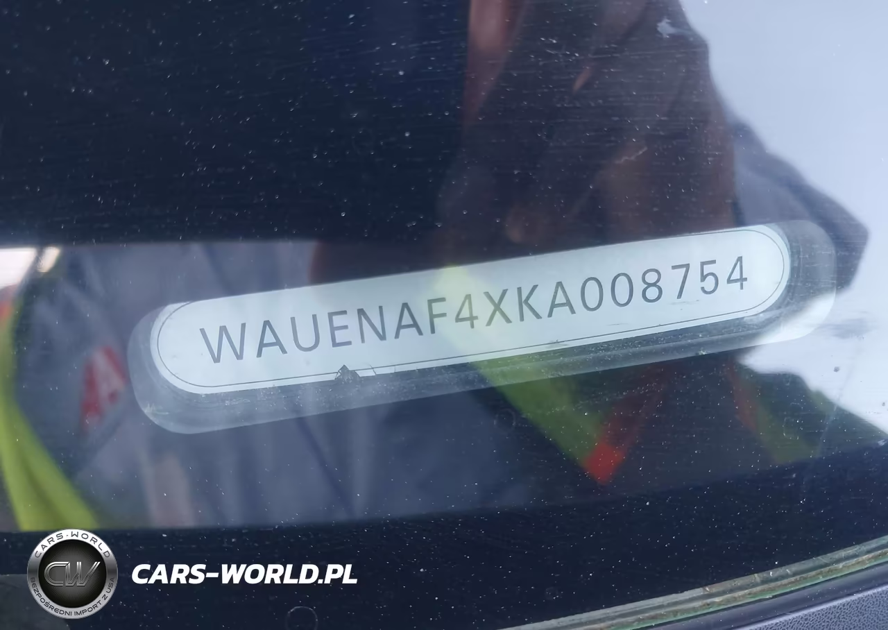 2019 Audi A4 45 Premium VIN:WAUENAF4XKA008754 - 9