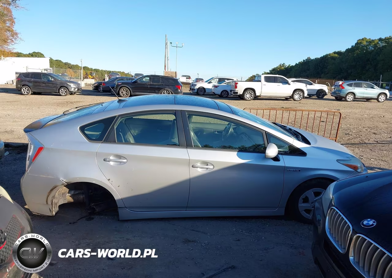 2011 Toyota Prius Four VIN:JTDKN3DU8B5299378 - 13