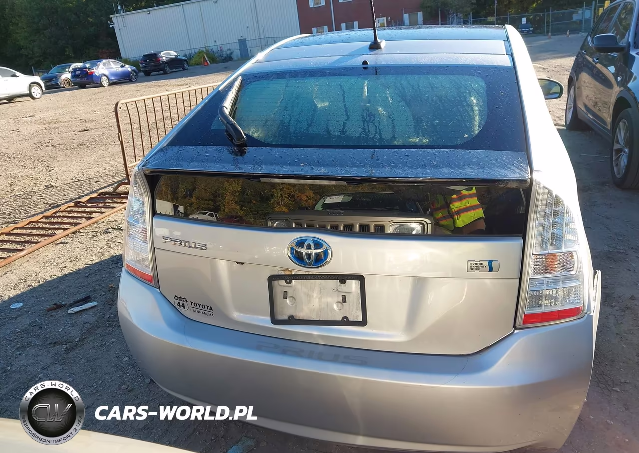 2011 Toyota Prius Four VIN:JTDKN3DU8B5299378 - 16