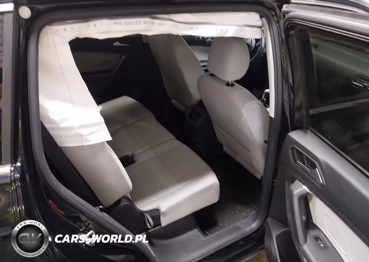 2019 Volkswagen Tiguan 2.0T Se-2.0T Sel-2.0T Sel R-Line-2.0T Sel R-Line Black VIN:3VV2B7AXXKM072171 - 8