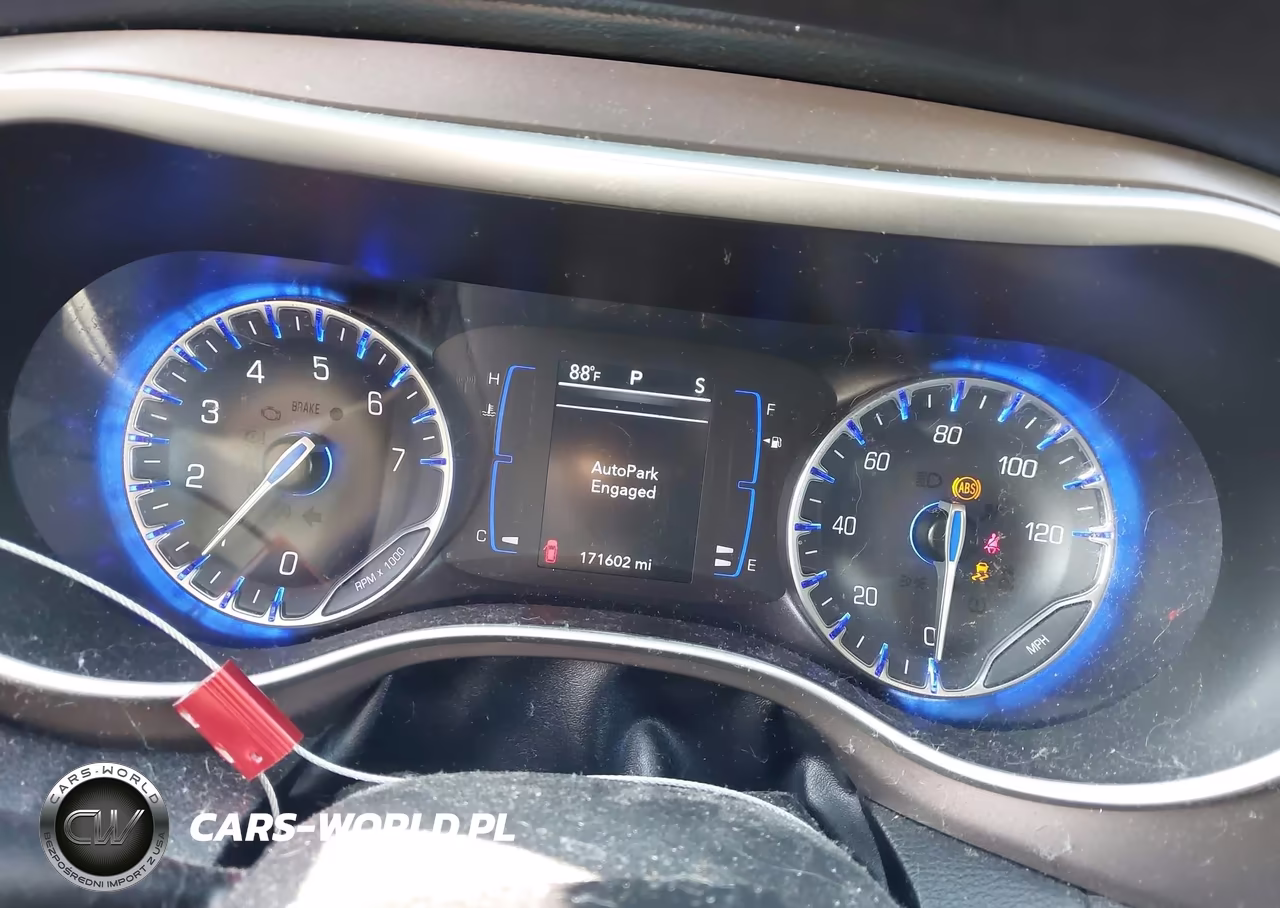 2020 Chrysler Voyager Lx VIN:2C4RC1CG1LR237569 - 7