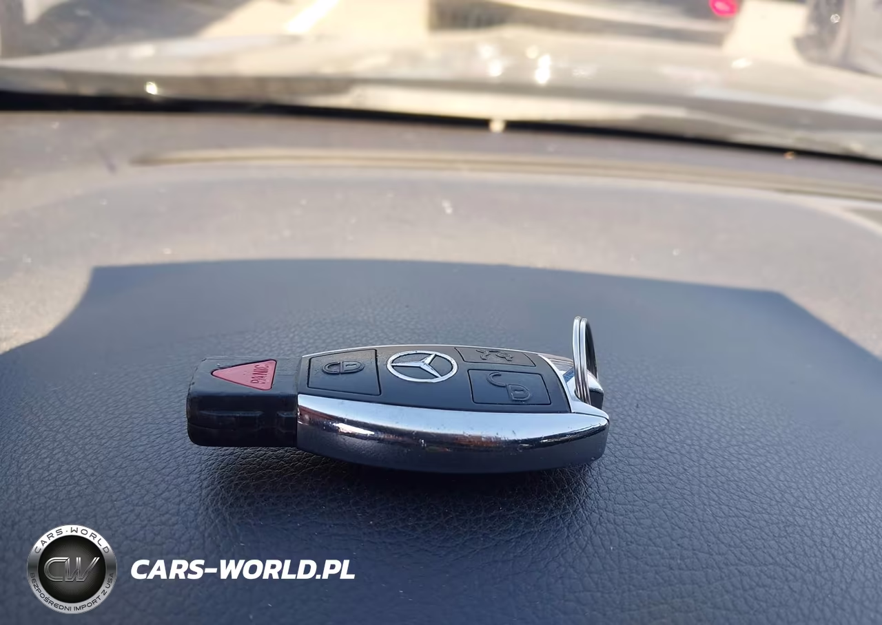 2018 Mercedes-Benz Cla 250 VIN:WDDSJ4EB5JN679216 - 11