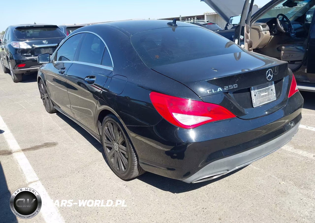 2018 Mercedes-Benz Cla 250 VIN:WDDSJ4EB5JN679216 - 3