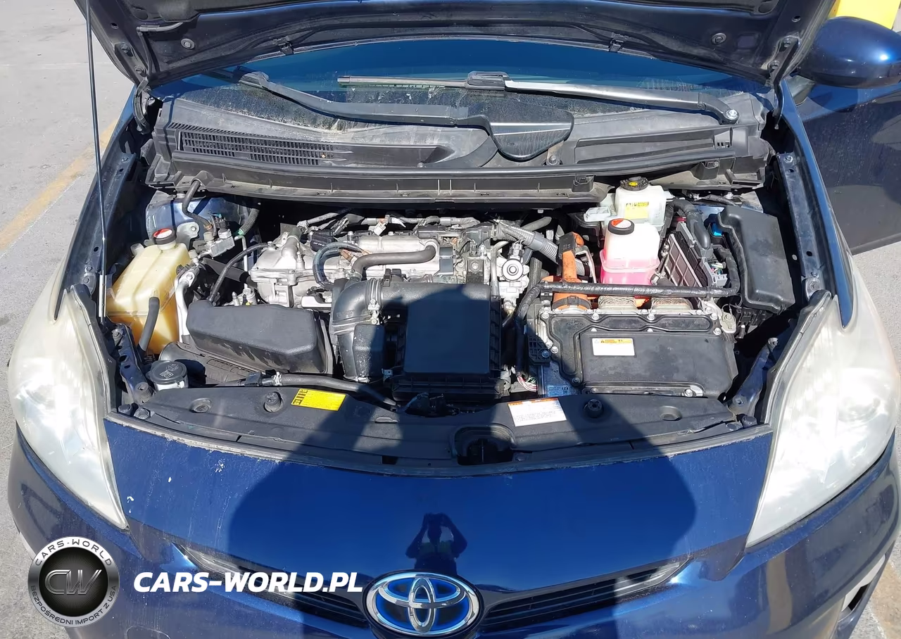 2015 Toyota Prius Three VIN:JTDKN3DUXF0438462 - 10