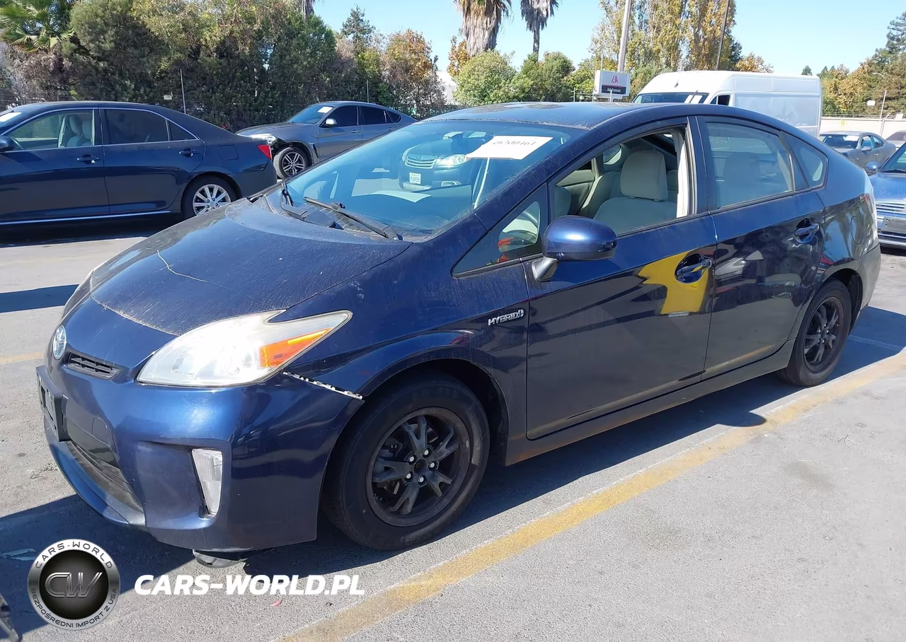 2015 Toyota Prius Three VIN:JTDKN3DUXF0438462 - 2