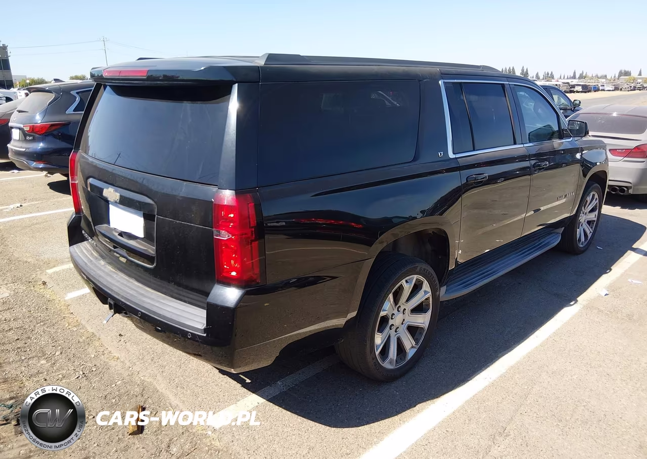 2015 Chevrolet Suburban 1500 Lt VIN:1GNSCJKC7FR215710 - 4