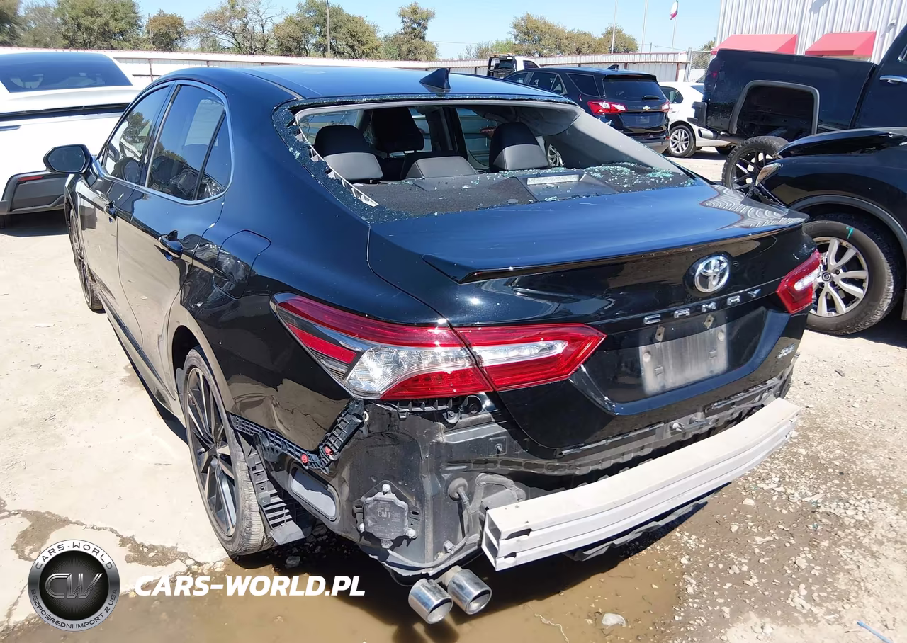 2019 Toyota Camry Xse VIN:4T1B61HK8KU268305 - 3