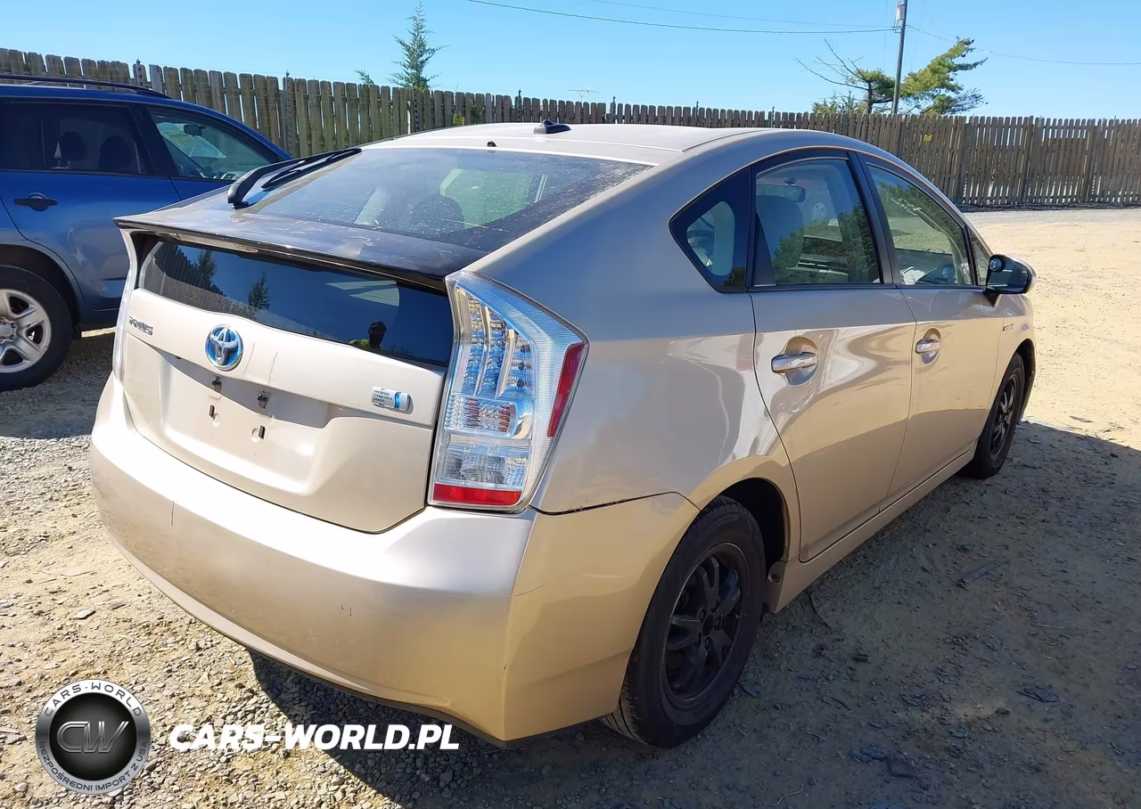 2010 Toyota Prius VIN:JTDKN3DU4A1114930 - 4