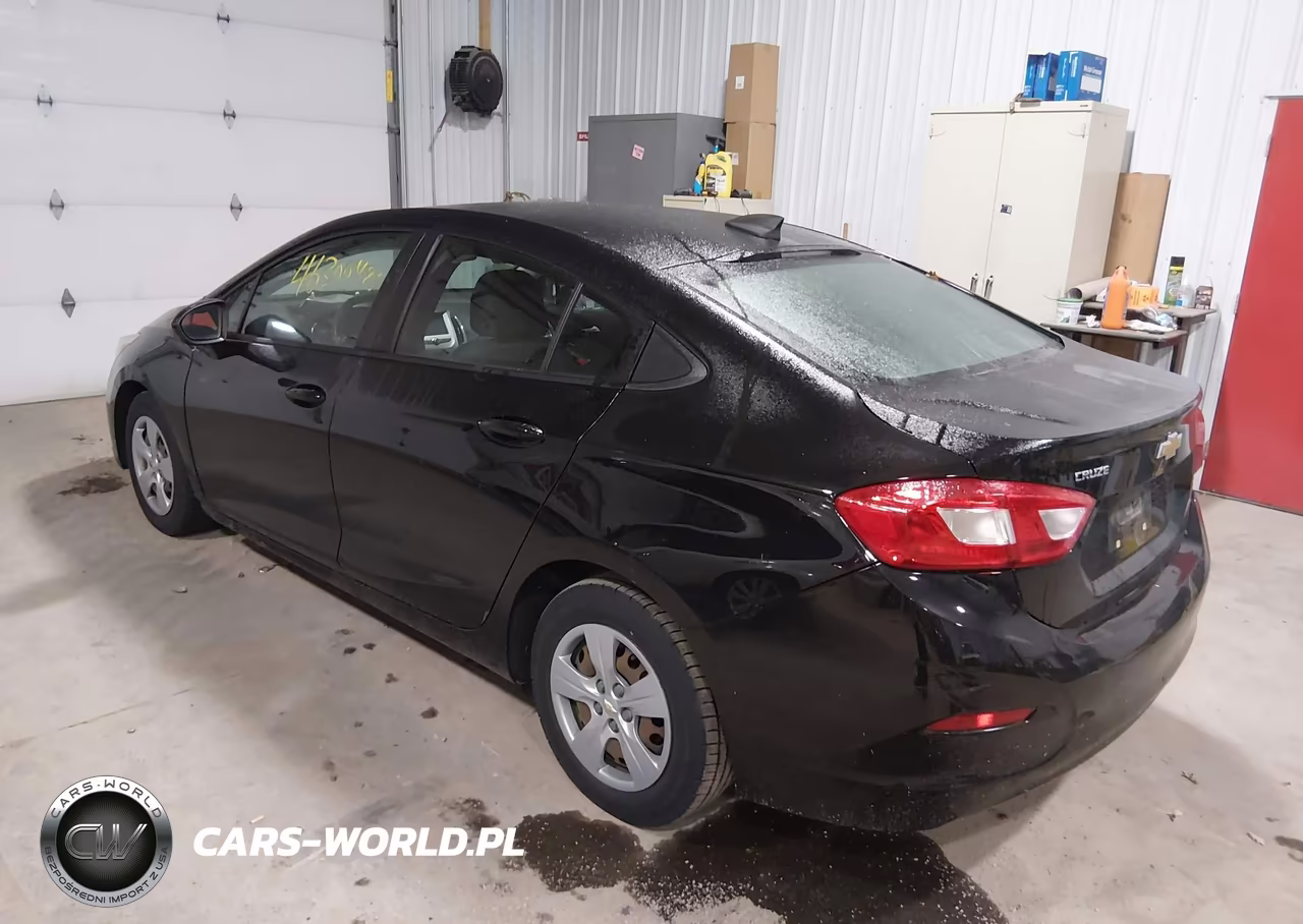 2017 Chevrolet Cruze Ls Auto VIN:1G1BC5SM0H7243168 - 3