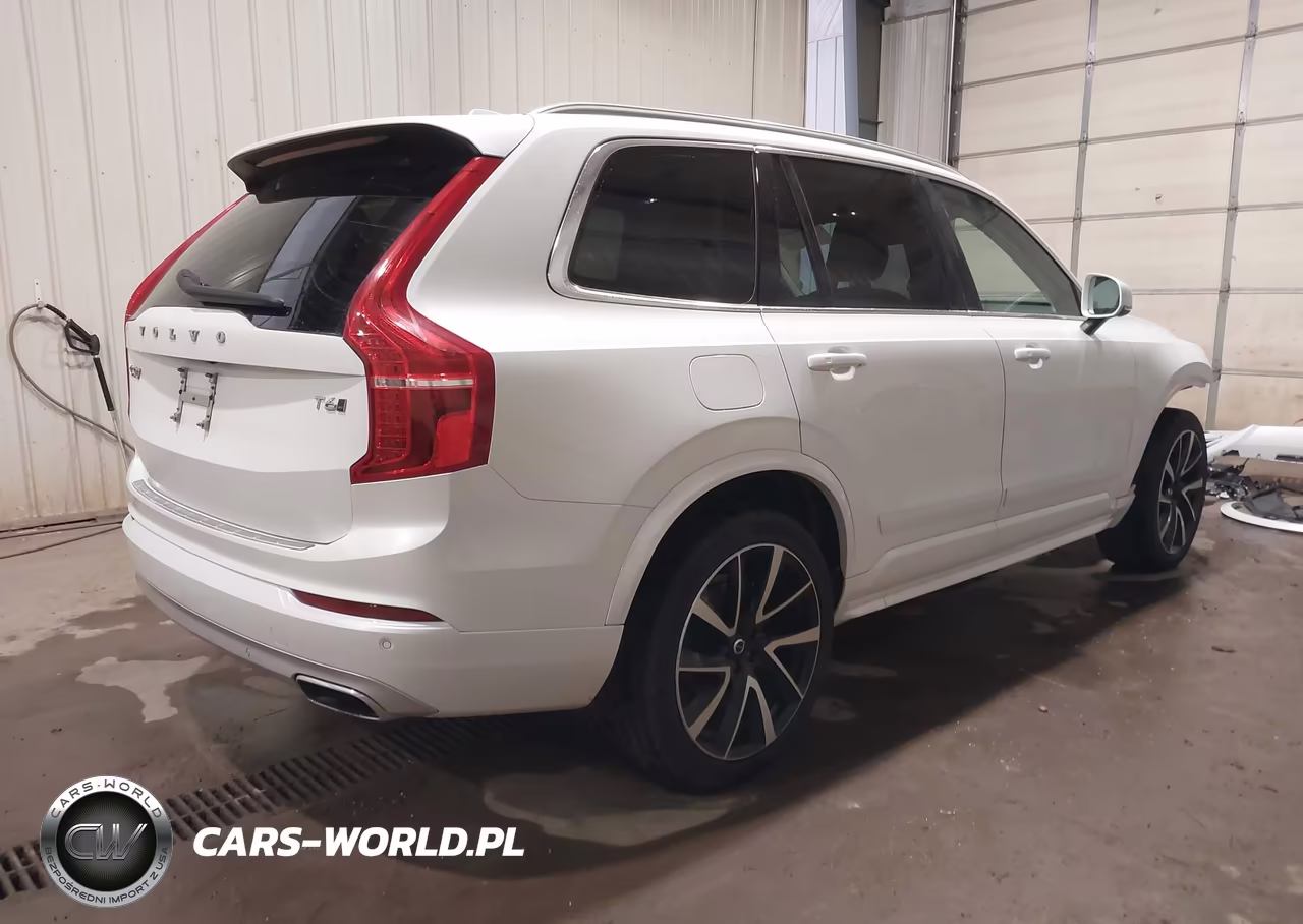 2020 Volvo Xc90 T6 Momentum 6 Passenger VIN:YV4A221K1L1539586 - 4