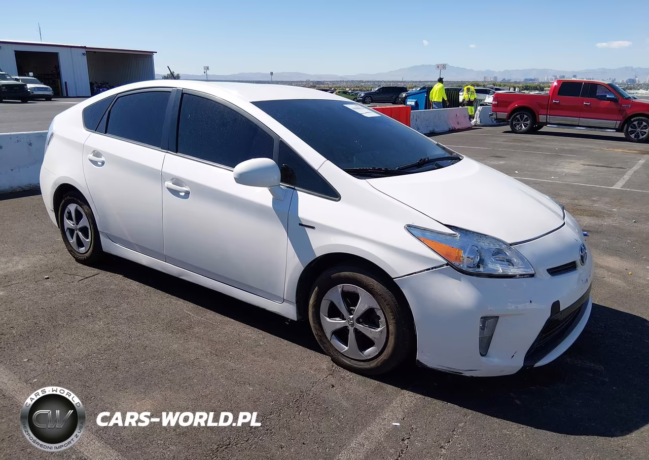 2013 Toyota Prius Three