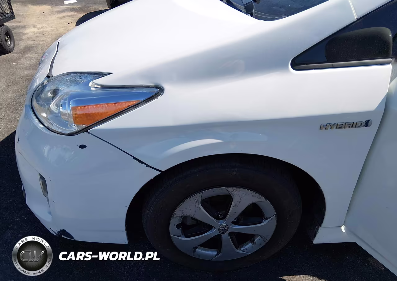 2013 Toyota Prius Three VIN:JTDKN3DU1D5590131 - 20