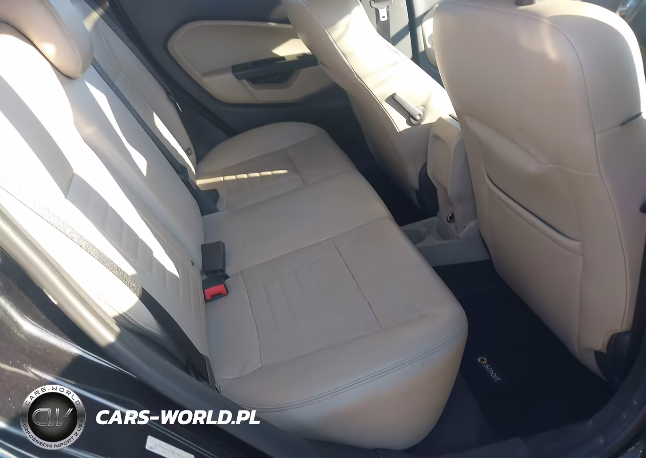 2014 Ford Fiesta Titanium VIN:3FADP4FJ4EM110046 - 8