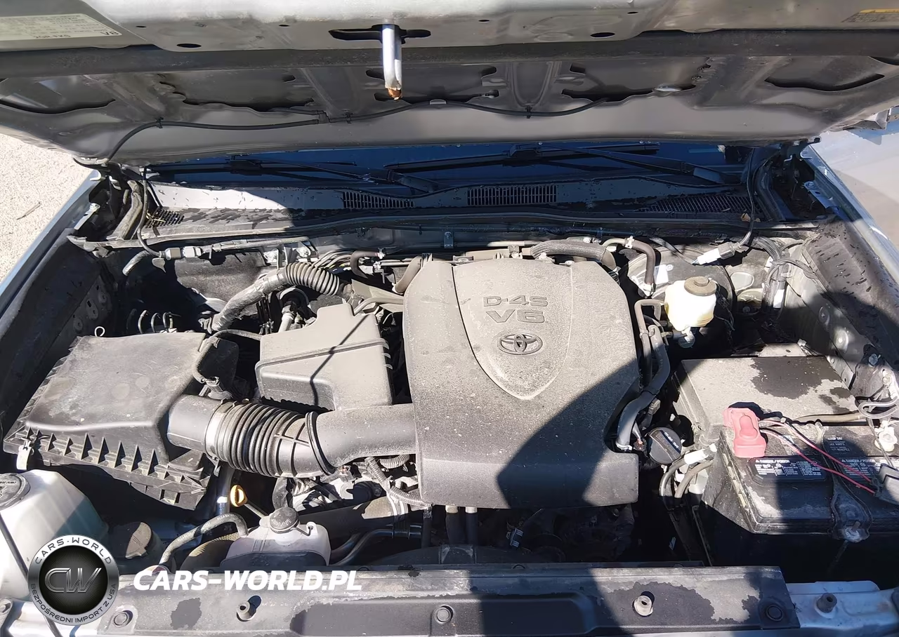 2023 Toyota Tacoma Sr V6 VIN:3TMCZ5AN4PM637555 - 10