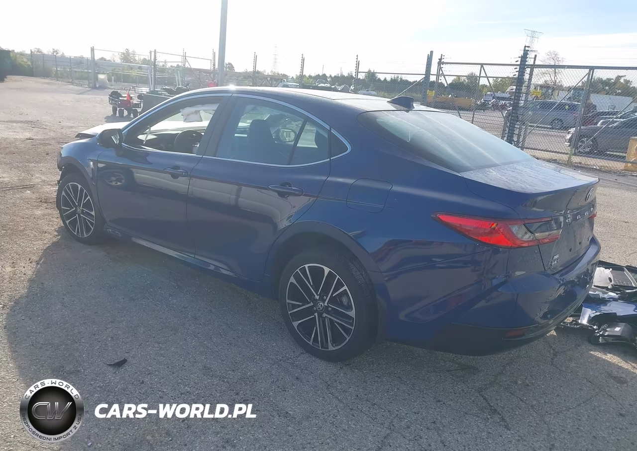2026 Toyota Camry Xle VIN:4T1DBADK6TU039620 - 3