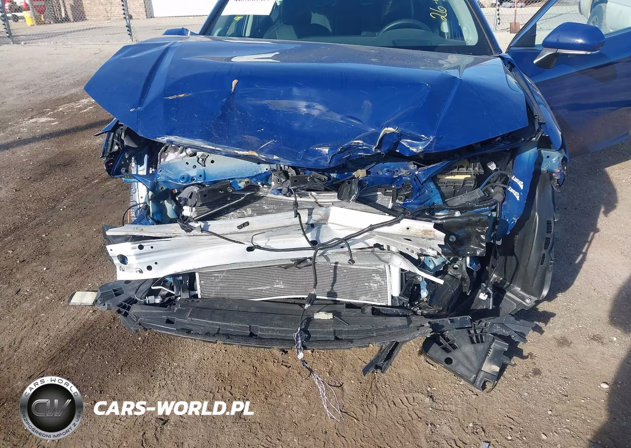2026 Toyota Camry Xle VIN:4T1DBADK6TU039620 - 6