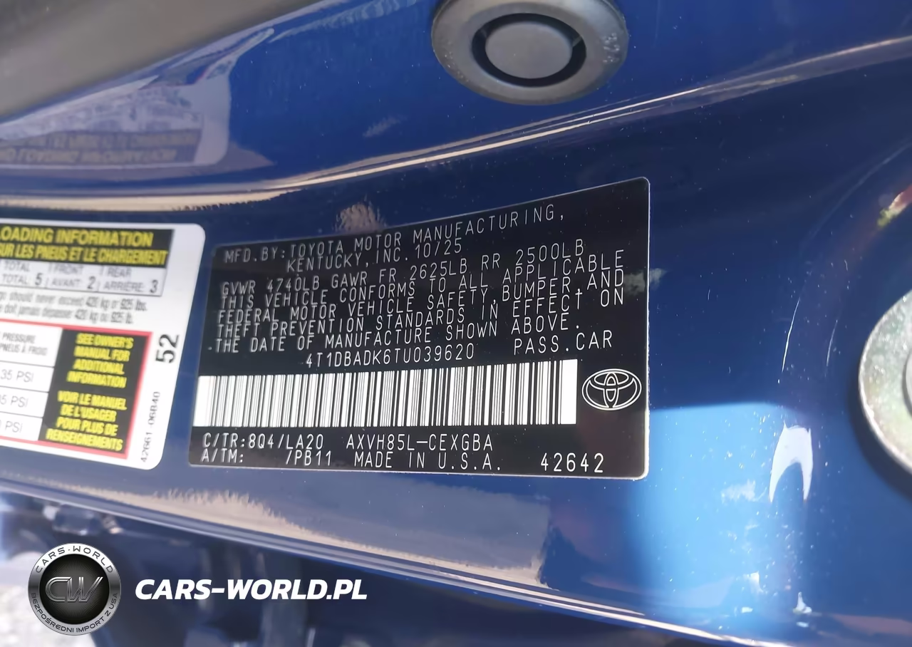 2026 Toyota Camry Xle VIN:4T1DBADK6TU039620 - 9