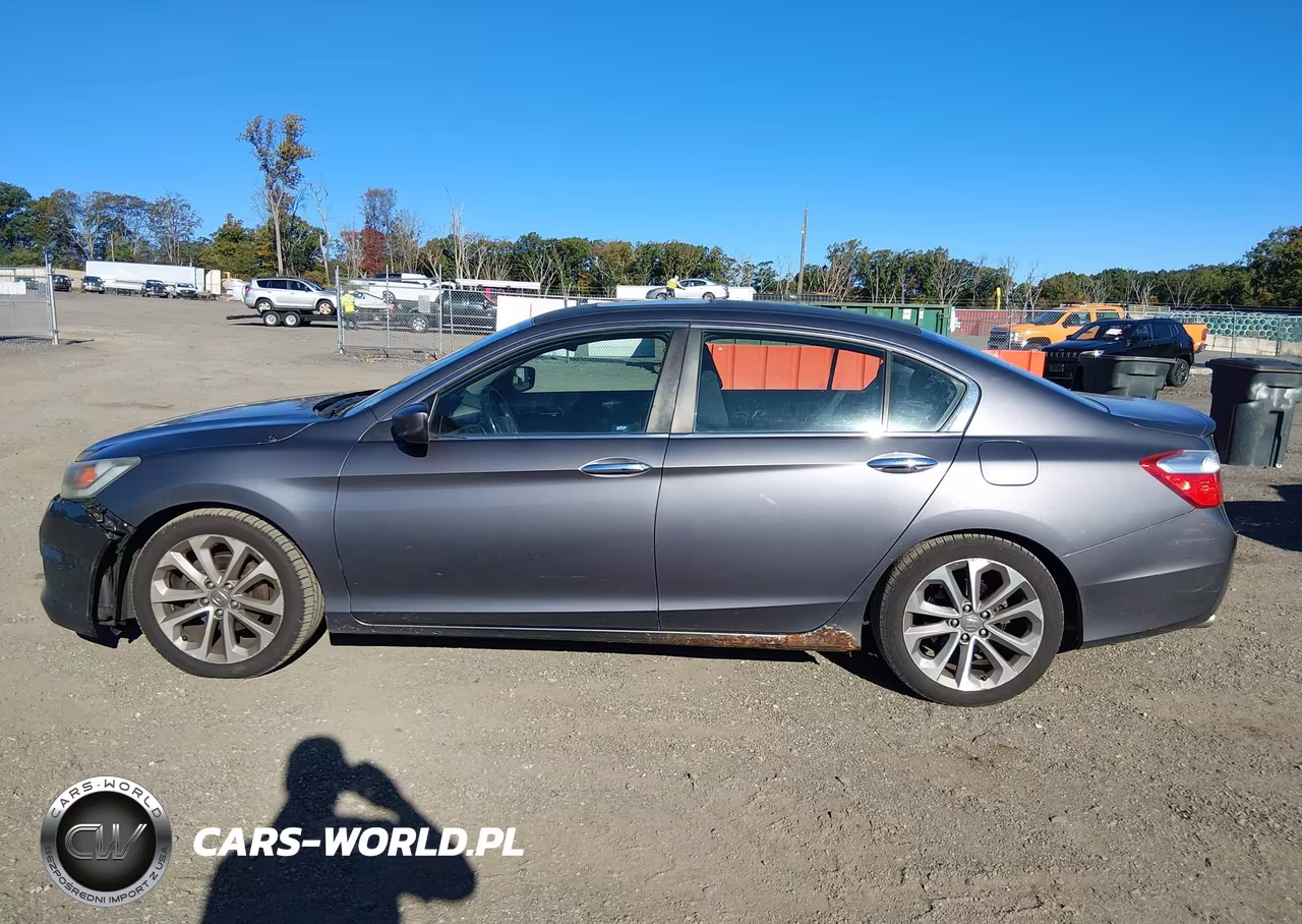 2013 Honda Accord Sport VIN:1HGCR2F5XDA096674 - 14