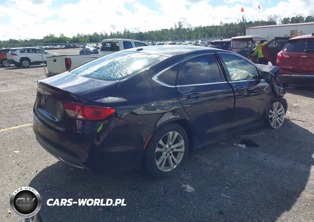 2015 Chrysler 200 Limited VIN:1C3CCCAB7FN608507 - 4