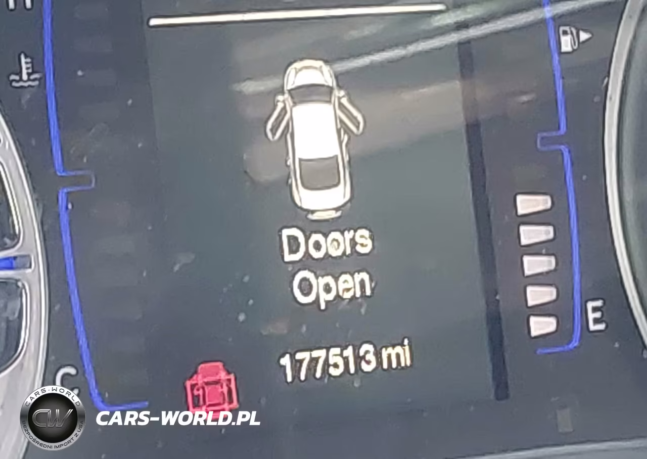 2015 Chrysler 200 Limited VIN:1C3CCCAB7FN608507 - 7