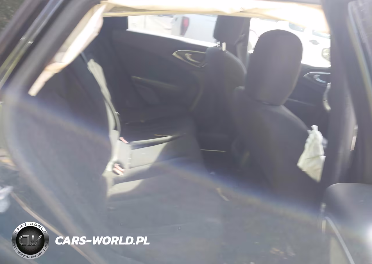 2015 Chrysler 200 Limited VIN:1C3CCCAB7FN608507 - 8