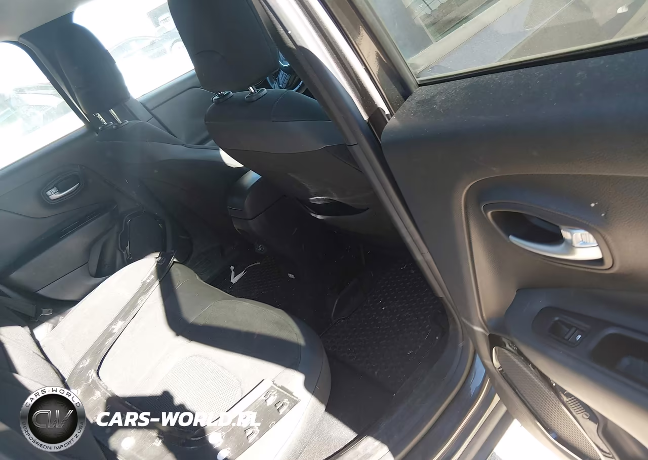 2018 Jeep Renegade Altitude Fwd VIN:ZACCJABB9JPJ71465 - 8