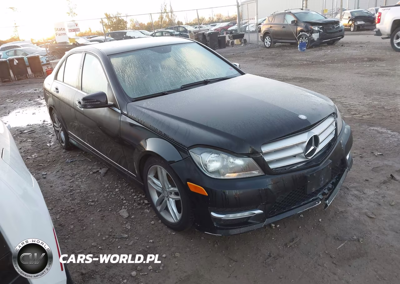 2012 Mercedes-Benz C 300 Sport 4Matic VIN:WDDGF8BB0CR208511 - 1
