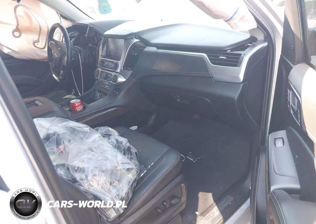 2019 Chevrolet Tahoe Lt VIN:1GNSKBKC4KR310311 - 5