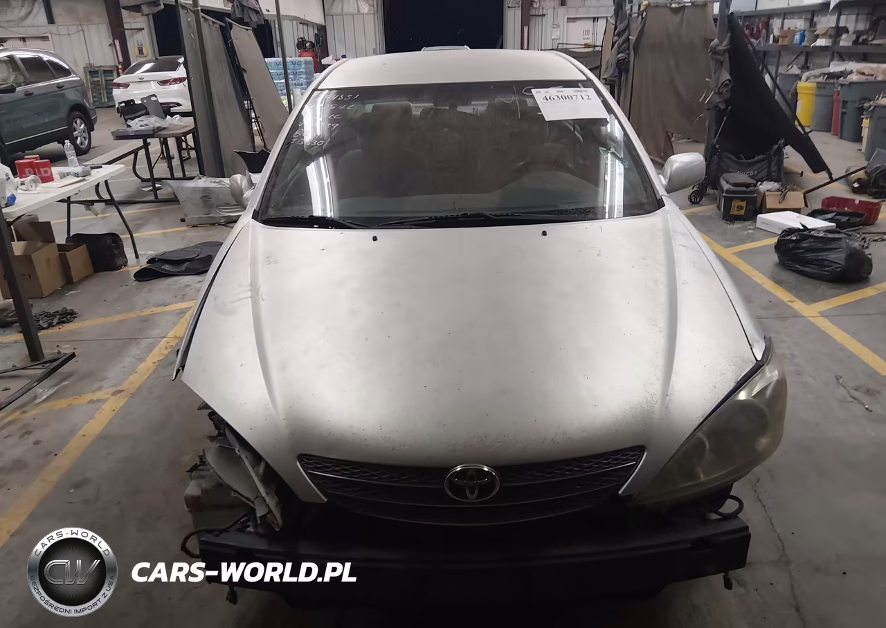 2002 Toyota Camry Le VIN:4T1BE32K92U502359 - 13