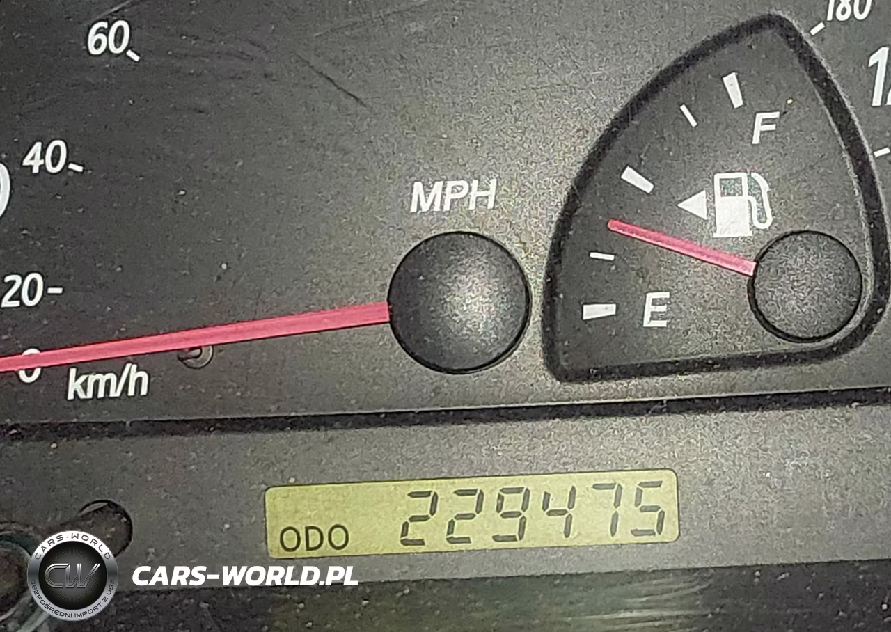 2002 Toyota Camry Le VIN:4T1BE32K92U502359 - 16