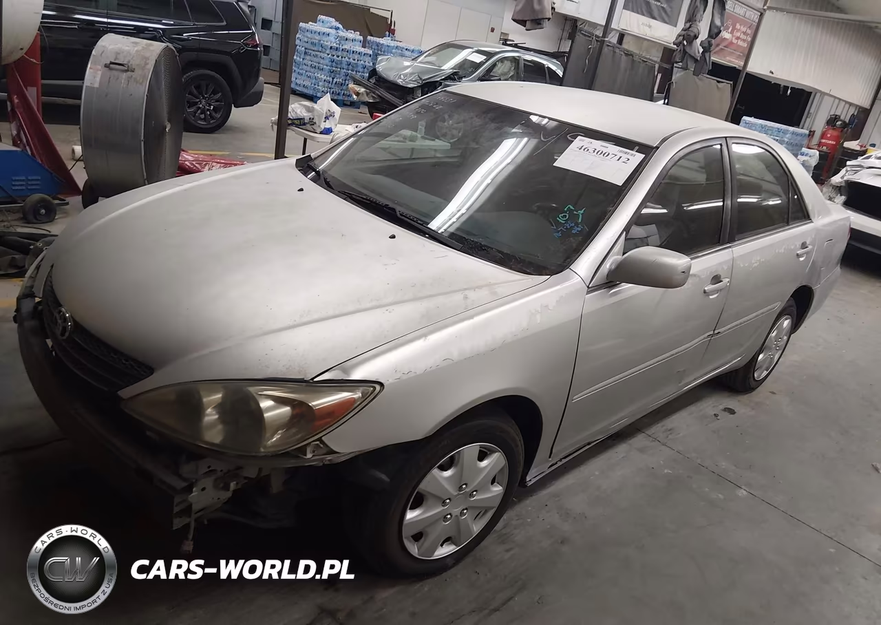 2002 Toyota Camry Le VIN:4T1BE32K92U502359 - 2