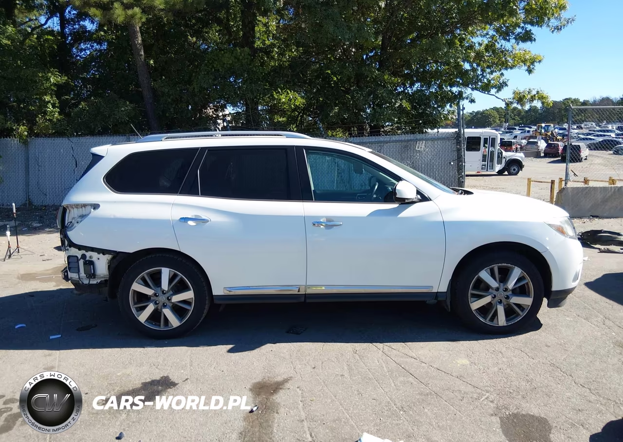 2016 Nissan Pathfinder Platinum VIN:5N1AR2MMXGC636514 - 14