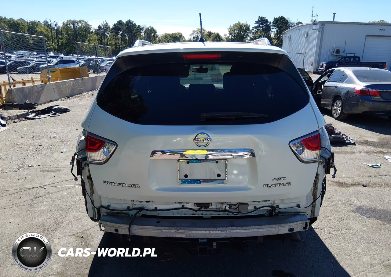 2016 Nissan Pathfinder Platinum VIN:5N1AR2MMXGC636514 - 17