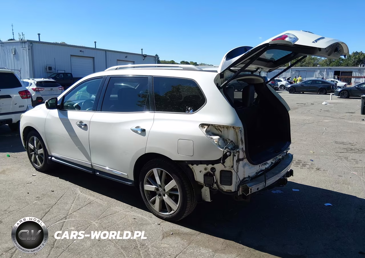 2016 Nissan Pathfinder Platinum VIN:5N1AR2MMXGC636514 - 3