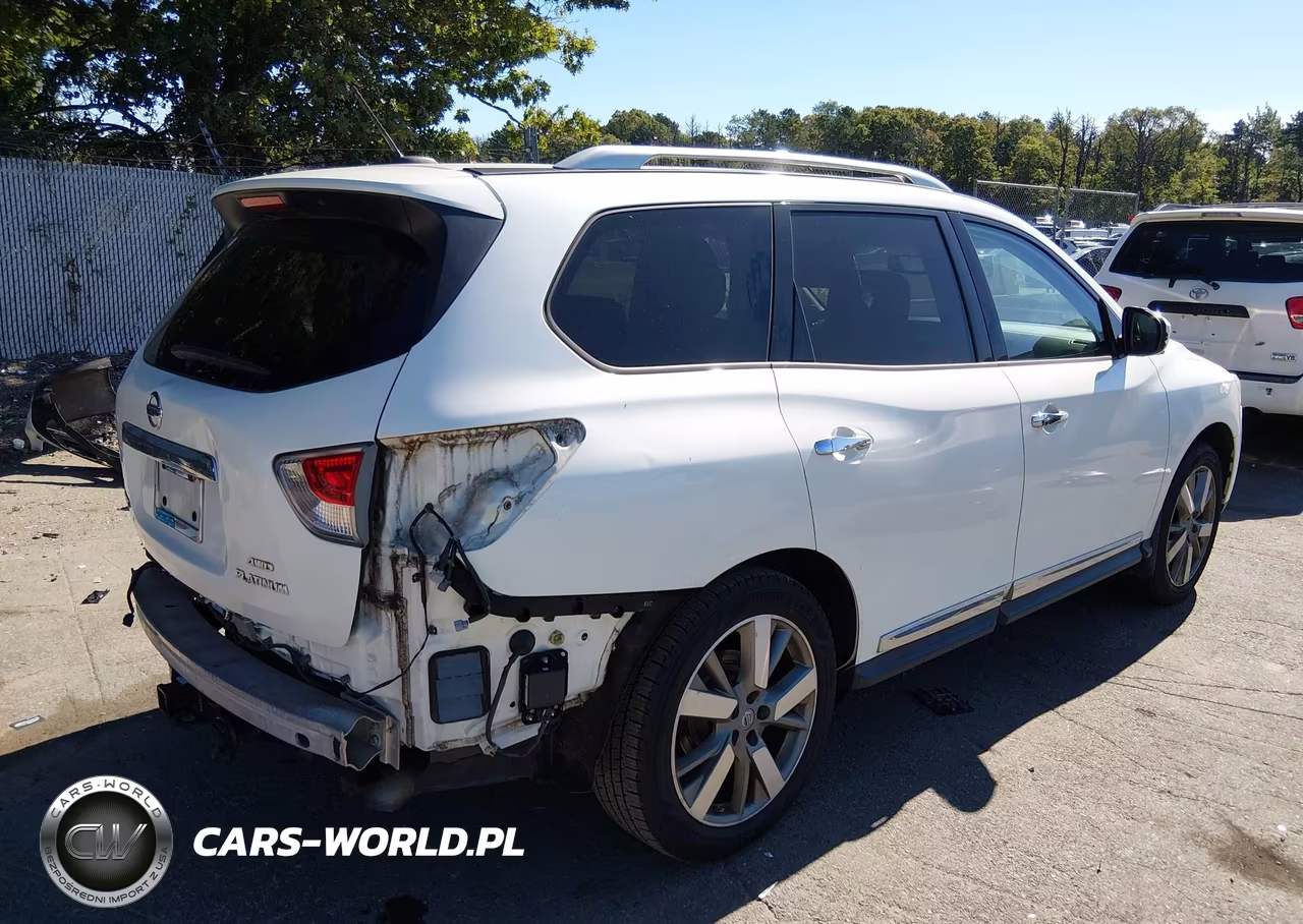 2016 Nissan Pathfinder Platinum VIN:5N1AR2MMXGC636514 - 4