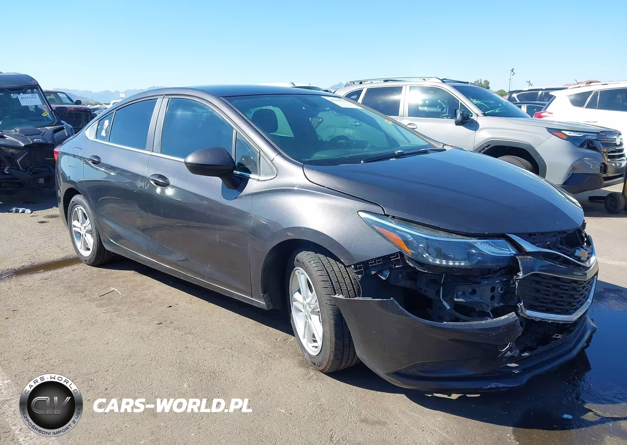 2017 Chevrolet Cruze Lt Auto – zdjęcie 1 z 16