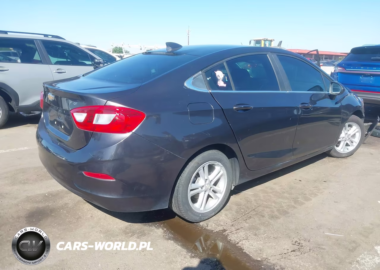 2017 Chevrolet Cruze Lt Auto VIN:1G1BE5SM0H7145302 - 4