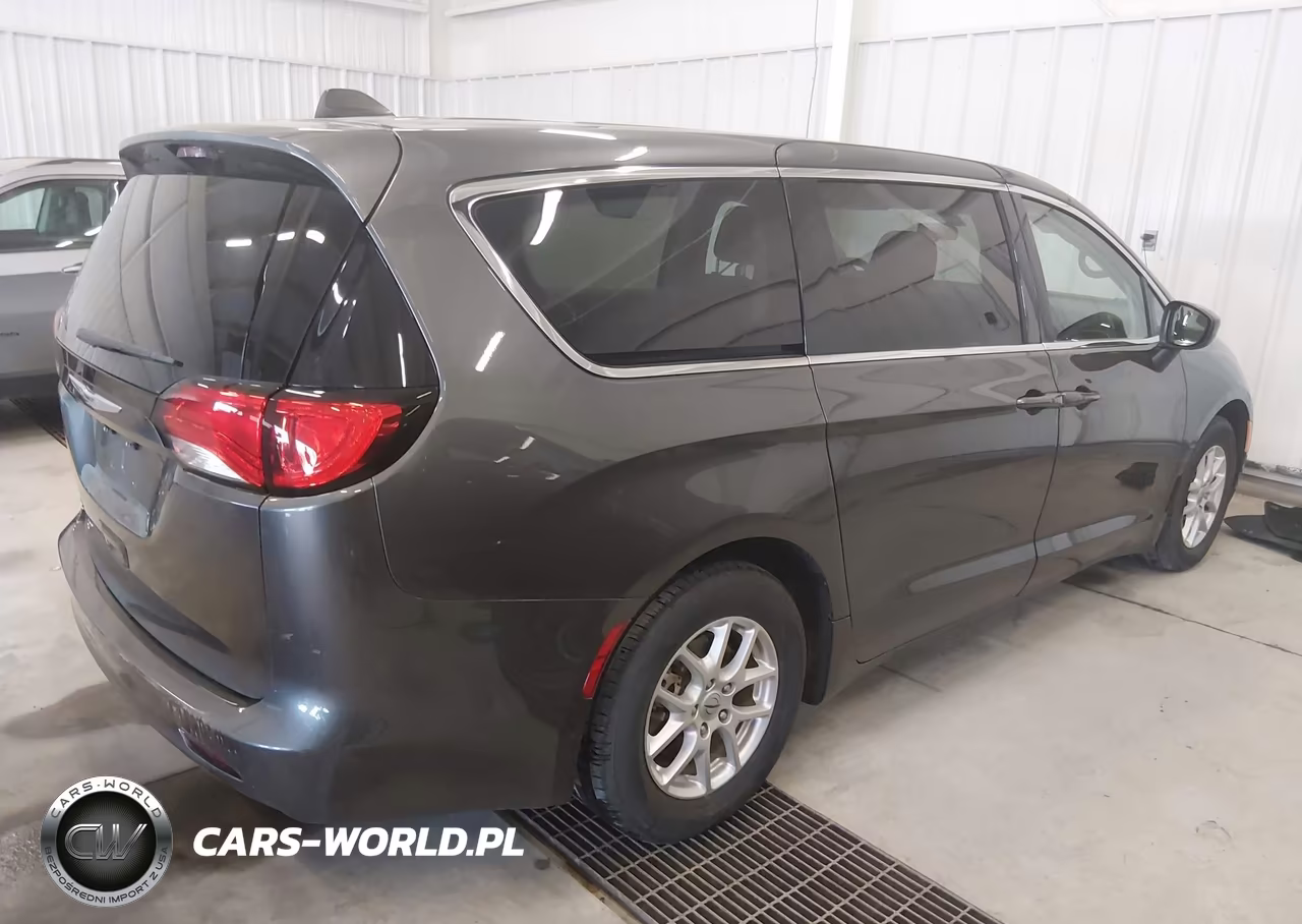 2022 Chrysler Voyager Lx VIN:2C4RC1CGXNR132449 - 4