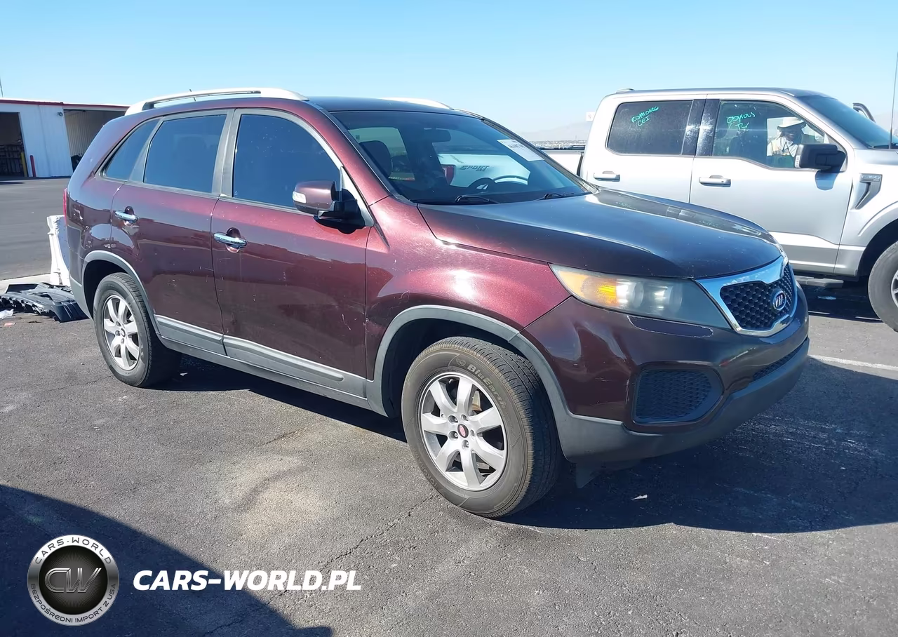 2011 Kia Sorento Lx V6 VIN:5XYKT4A24BG158085 - 1