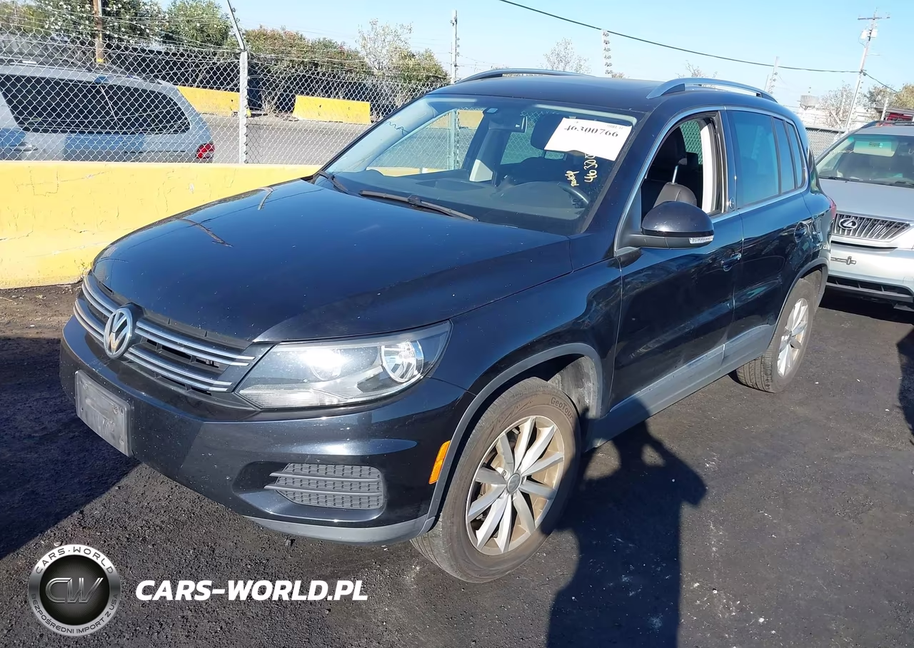 2017 Volkswagen Tiguan 2.0T Wolfsburg Edition VIN:WVGRV7AX4HK003041 - 2