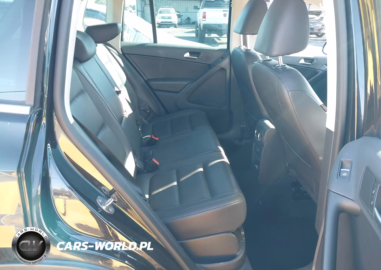 2017 Volkswagen Tiguan 2.0T Wolfsburg Edition VIN:WVGRV7AX4HK003041 - 8